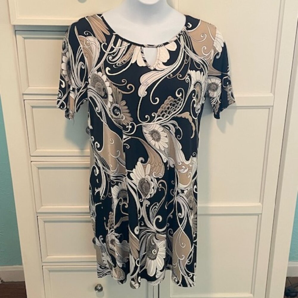 Espresso Black and Tan casual dress with keyhole neck detail size L